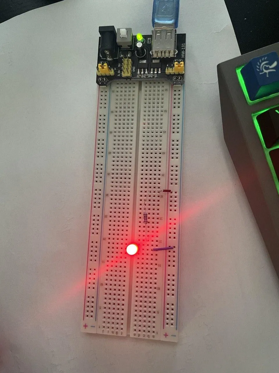 circuit_001_led.jpg